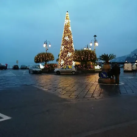 Divino In Centro Holiday Cioffi *